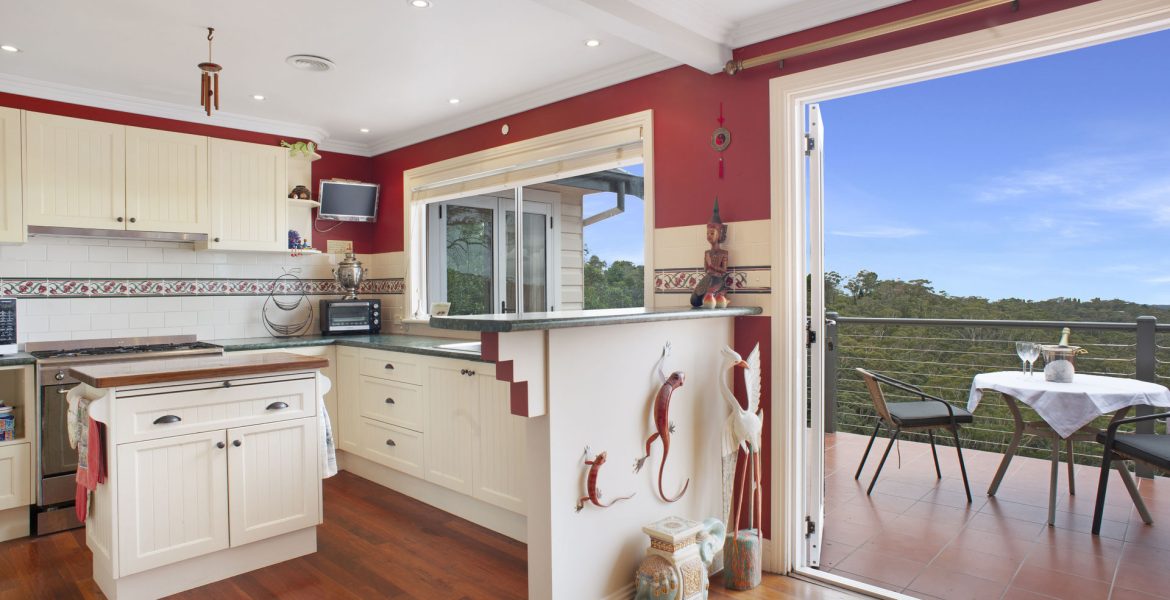 33 Henderson Road, Wentworth Falls, NSW 2782