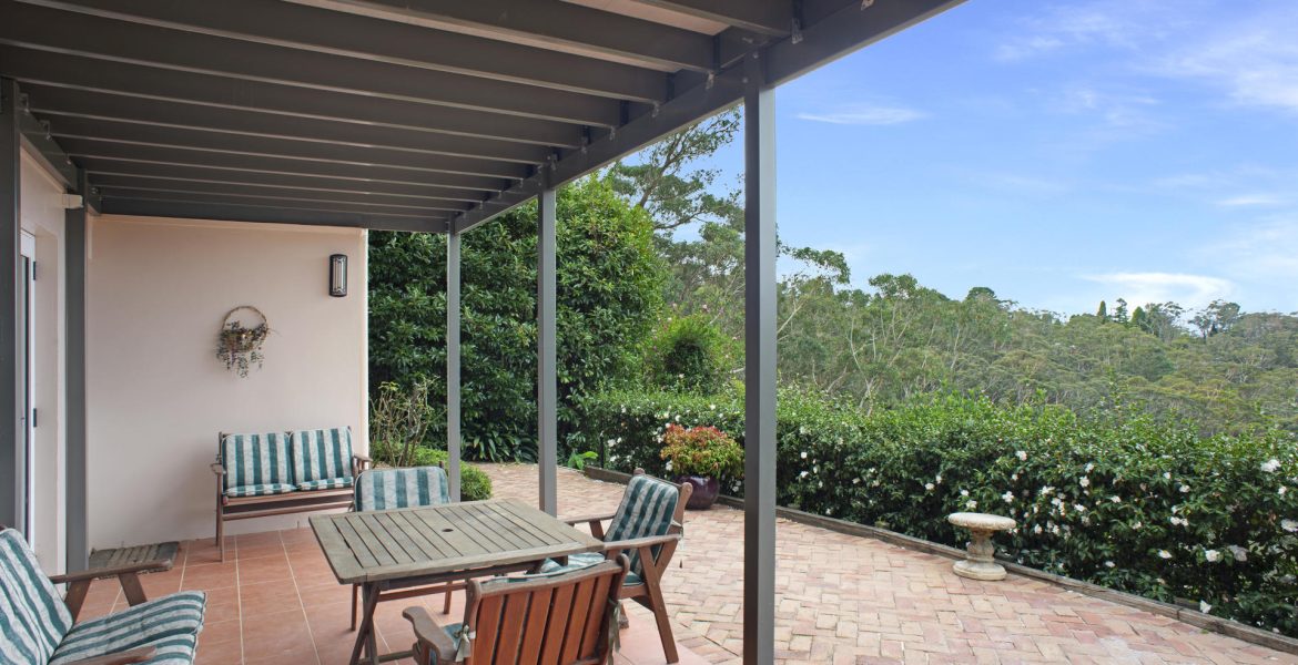 33 Henderson Road, Wentworth Falls, NSW 2782