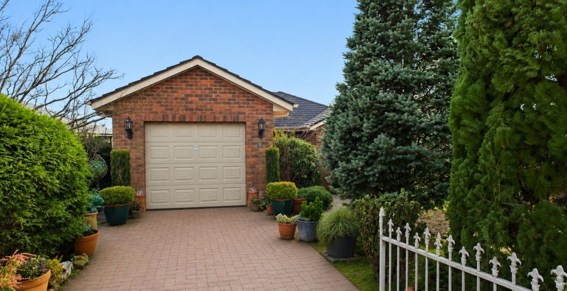 23 View Road, Wentworth Falls, NSW 2782