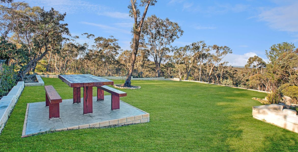 182 Tableland Road, Wentworth Falls, NSW 2782