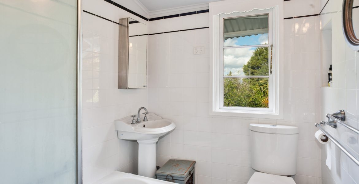 50 Railway Parade, Hazelbrook, NSW 2779