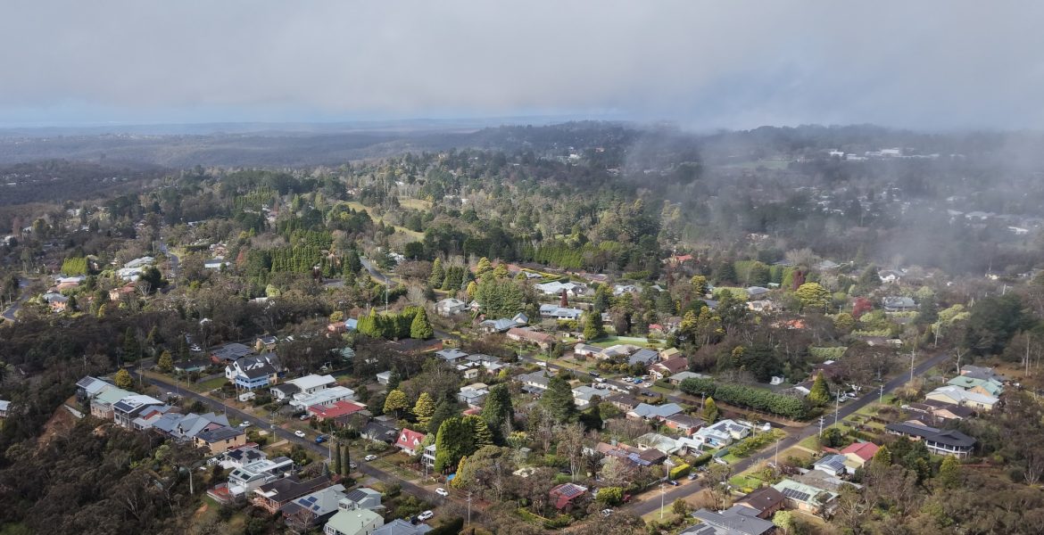 23 View Road, Wentworth Falls, NSW 2782