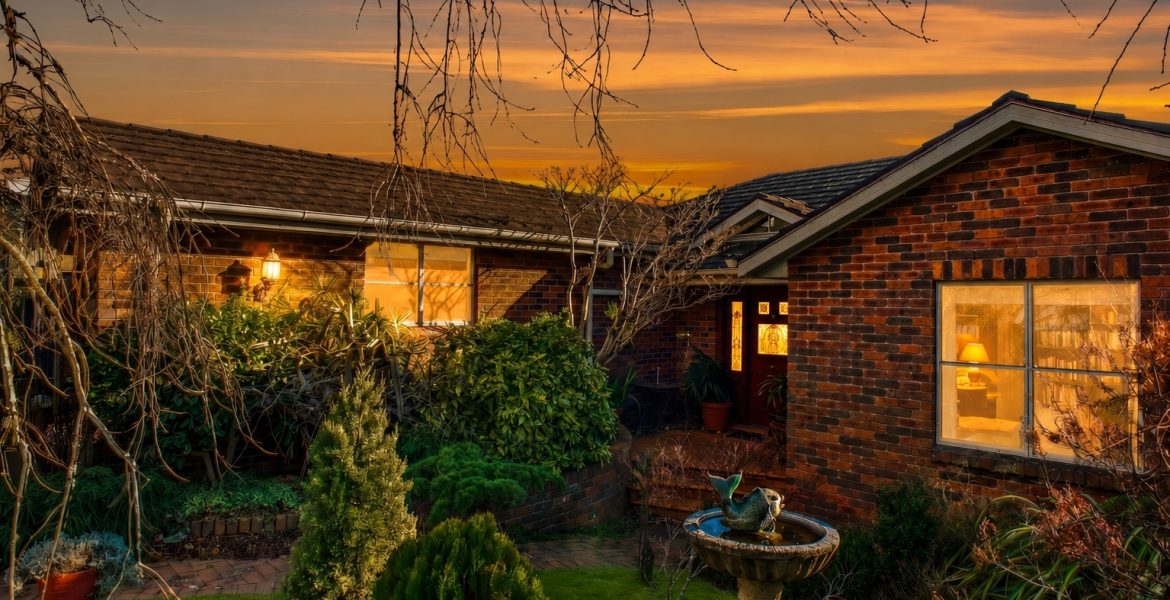 23 View Road, Wentworth Falls, NSW 2782