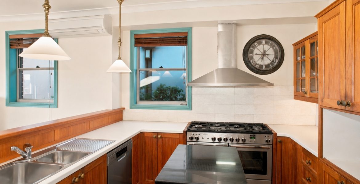 23 View Road, Wentworth Falls, NSW 2782